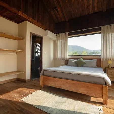 Quin House Villa Hanoi Exterior photo